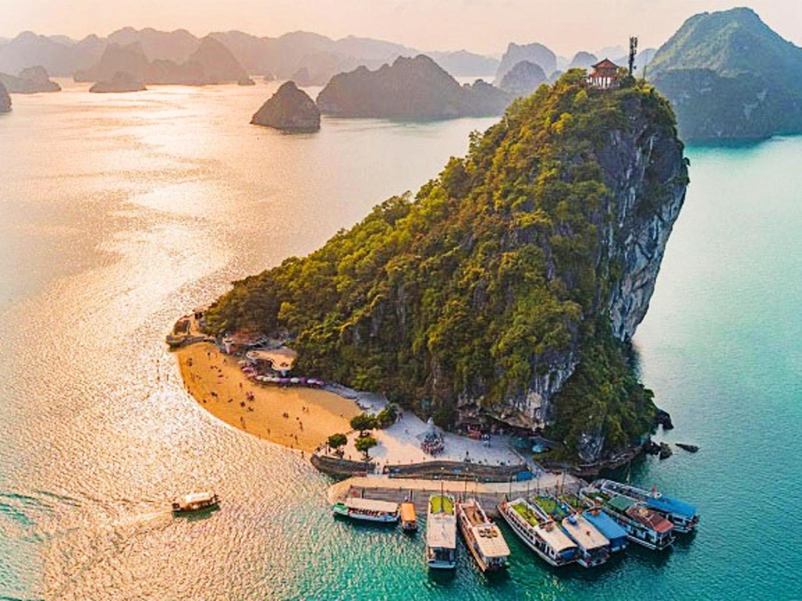 Victory Boutique Cruise Hotel Ha Long Buitenkant foto